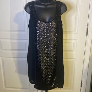 WOMEN’S KENISE PARTY DRESS W/FRONT SEQUIN